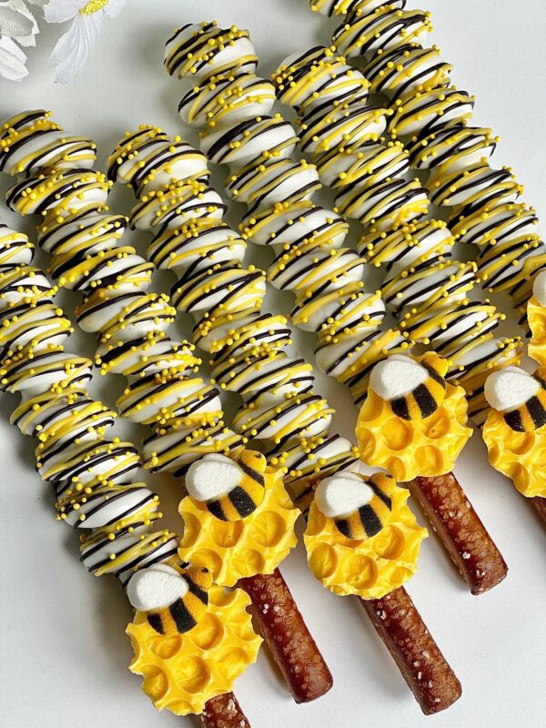 12-Bumble Bee Chocolate Covered Caramel Pretzels For Wedding/Wedding Shower/Birthday/Baby Shower/Party Favors - Image 3