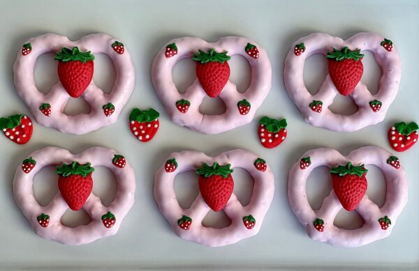 12-Sweet Strawberry Chocolate Covered Pretzels  For Birthday Gift/Anniversary Gift/Special Occasion/Baby Shower/Party Favors - Image 4