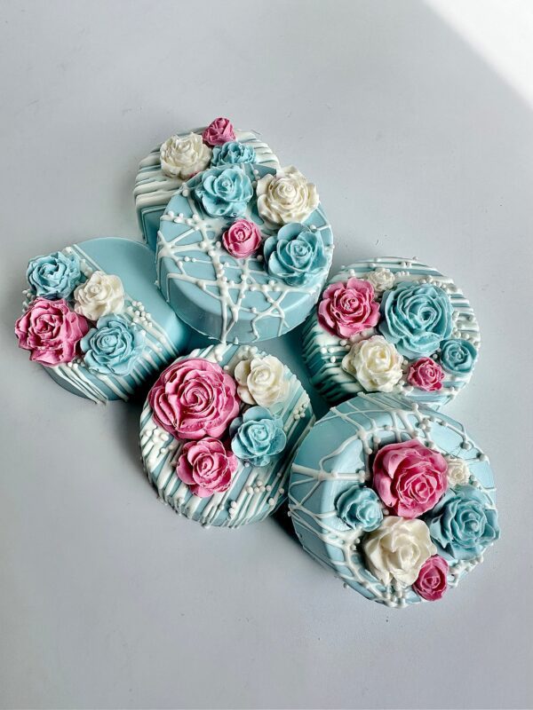 12-Baby Blue Chocolate Covered Oreos For Baby Shower/Wedding Favors/birthday Favors - Image 3