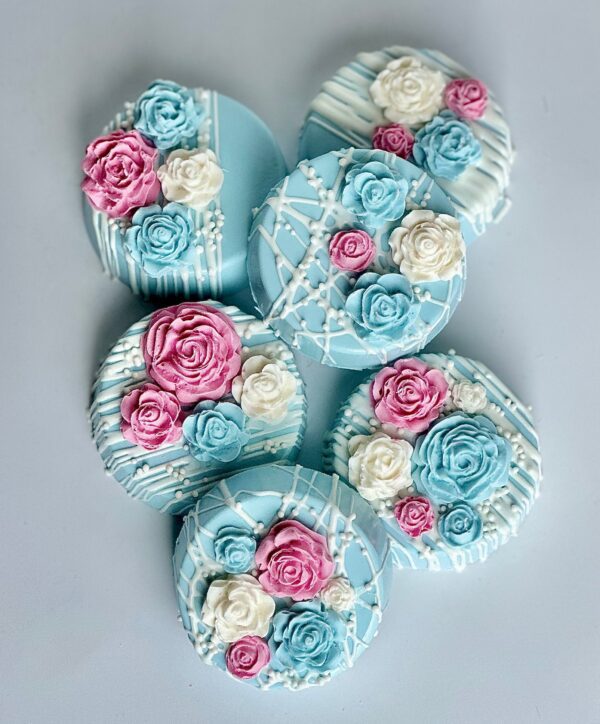 12-Baby Blue Chocolate Covered Oreos For Baby Shower/Wedding Favors/birthday Favors - Image 7