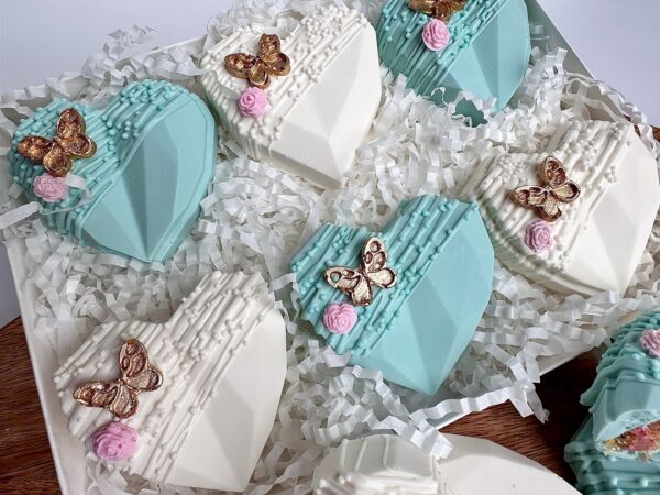 6 Heart Cake Bites Gift Box Set For Birthday Gift/Wedding Gift/Sweet Sixteen - Image 3
