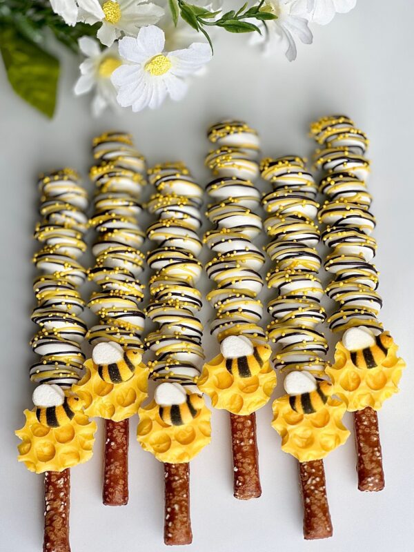 12-Bumble Bee Chocolate Covered Caramel Pretzels For Wedding/Wedding Shower/Birthday/Baby Shower/Party Favors - Image 4