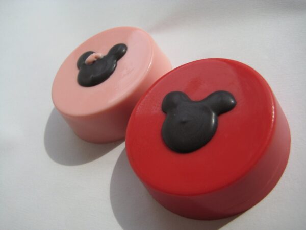 12-Mickey and Minnie Mouse Chocolate Covered Oreos - Image 3