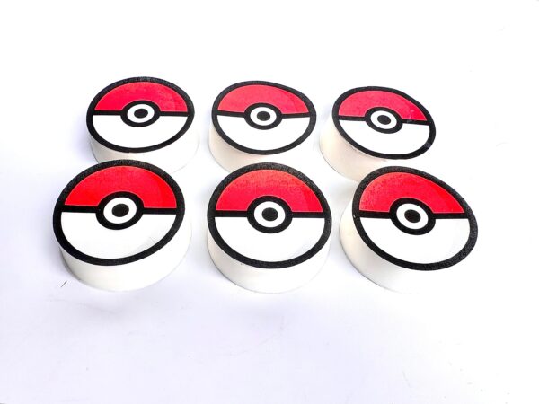 12-Pokeman Ball Chocolate Covered Oreos For Birthday Favors/Birthday Party/Pokeman Party - Image 3