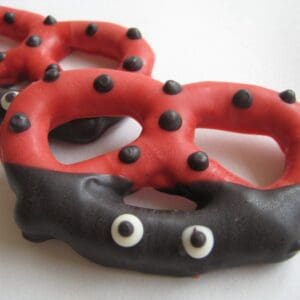 12-Ladybug Chocolate Covered Pretzels