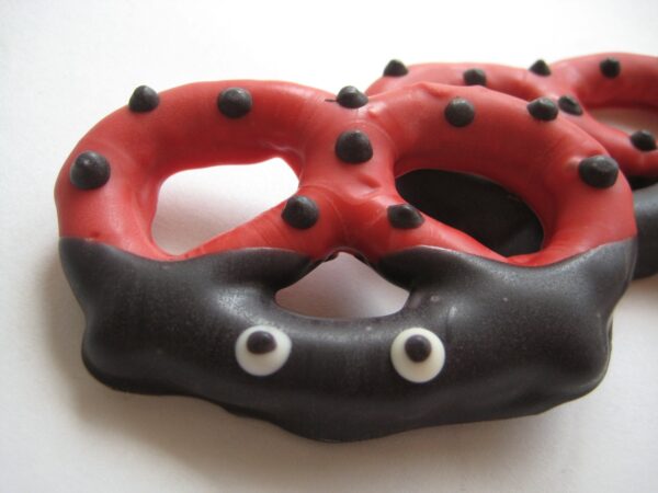 12-Ladybug Chocolate Covered Pretzels - Image 5