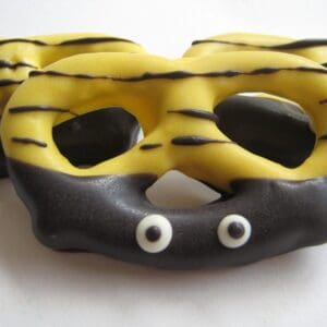 12-Bumble Bee Chocolate Covered Pretzels For Birthday Favors/Shower Favors/Party Favors