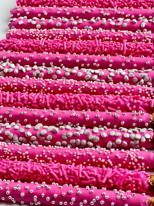 12-Hot Pink Chocolate Covered Pretzels - Image 4