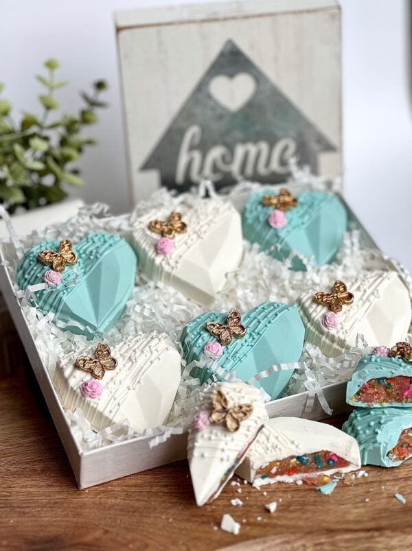 6 Heart Cake Bites Gift Box Set For Birthday Gift/Wedding Gift/Sweet Sixteen