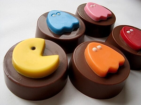 12-80’s Arcade Characters and Ghosts Chocolate Covered Oreos For Birthday Party/Arcade Theme/Party Favors - Image 3