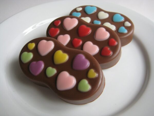12-Chocolate Covered Nutter Butter Heart Themed Cookies For Chocolate Gift/Party Favors - Image 5