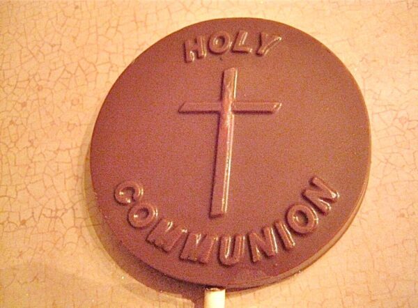 12-Holy Communion Favors- Round Chocolate Lollipops - Image 3