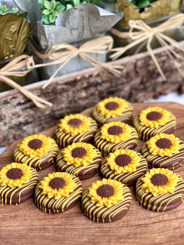 12-Milk Chocolate Covered Sunflower Chocolate Covered Oreos For Wedding/Birthday/Shower - Image 2