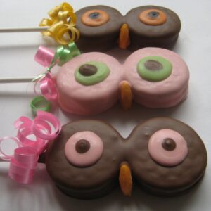 12-Owl Eyes-DOUBLE Chocolate Covered Oreo Pops