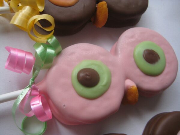 12-Owl Eyes-DOUBLE Chocolate Covered Oreo Pops - Image 4