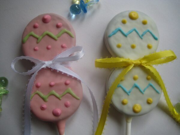 12-Baby Rattles DOUBLE Chocolate Covered Oreo Pops