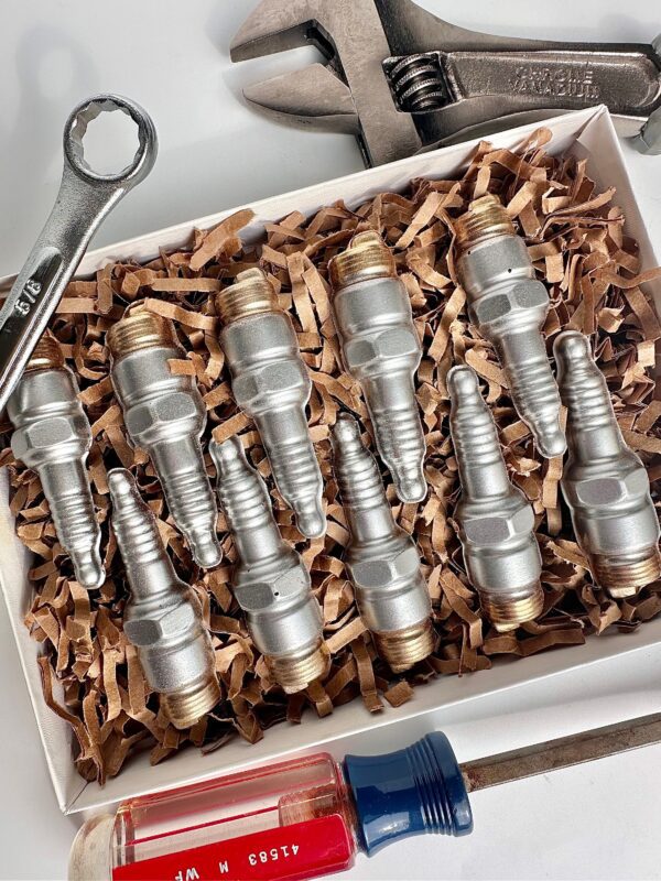 10 Chocolate Spark Plug Gift Box For Birthday Gift/Dad Gift/Mechanic Gift/Tools