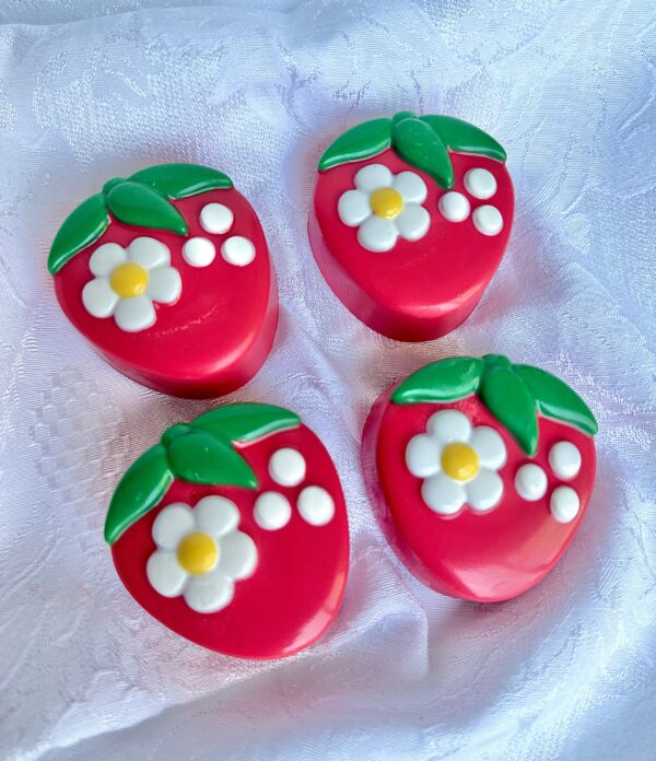 12-Strawberry Chocolate Covered Oreos For Birthday Party/Strawberry Theme/Garden Party/Party Favors - Image 3