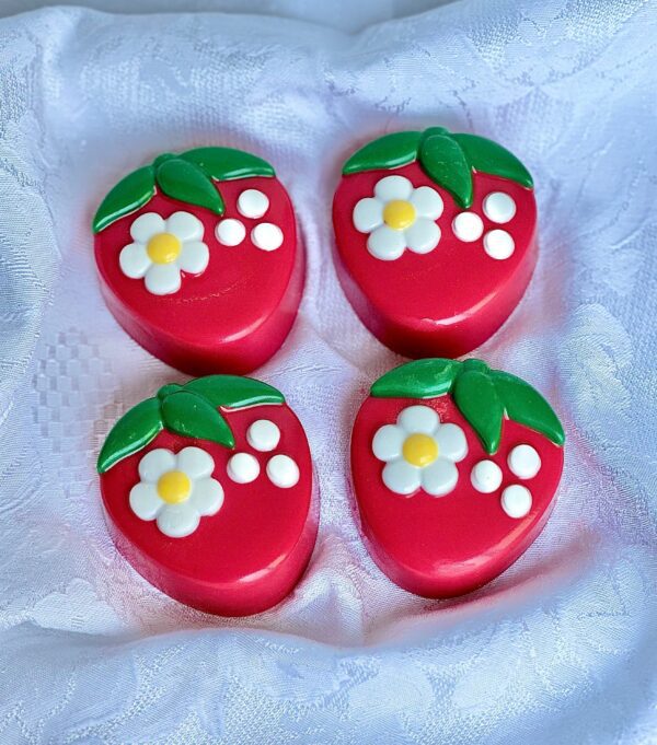 12-Strawberry Chocolate Covered Oreos For Birthday Party/Strawberry Theme/Garden Party/Party Favors - Image 4