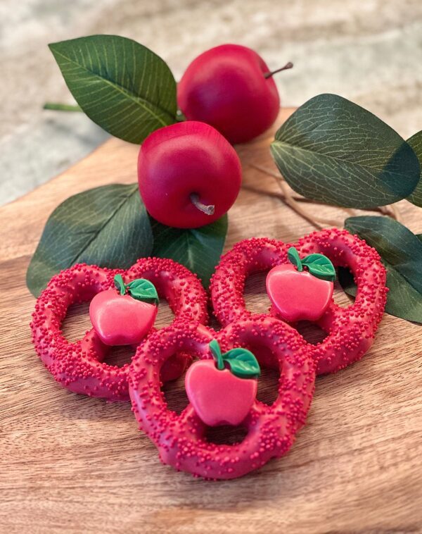 12-Red Apple Chocolate Covered Pretzels  For Birthday Gift/Anniversary Gift/Special Occasion/Baby Shower/Party Favors/Teacher Gift