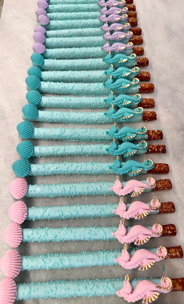 12-Under the Sea Chocolate Covered Pretzels - Image 4
