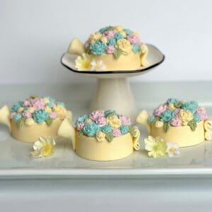 6-Watering Can Chocolate Covered Oreo Favors For Garden Party/Birthday Party/Baby Shower/Garden Flowers