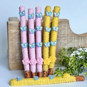 12-Butterfly Chocolate Covered Pretzels For Birthday Party/Wedding Favor/Shower Favors/Party Favors