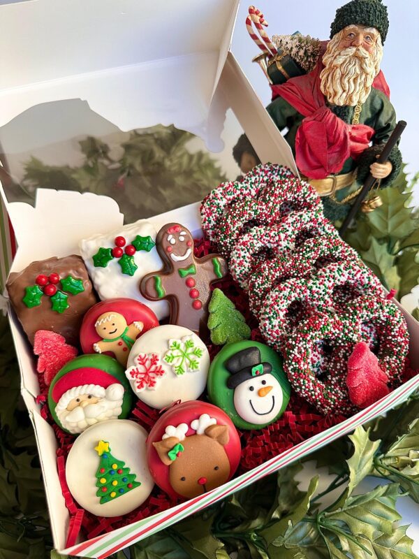 Christmas Treat Gift Box For Christmas Gift/Chocolate Treats/Holiday Chocolate Treats