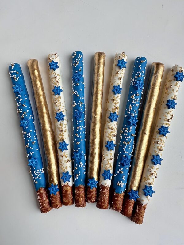 12-Hanukkah Chocolate Covered Pretzel Rods/Hanukkah School Party Favors/Hanukkah Dessert/Hanukkah Gift - Image 5