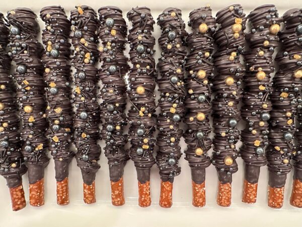 12-Black and Gold Chocolate Covered Caramel Pretzels For Wedding/Wedding Shower/Birthday/Baby Shower/Party Favors - Image 7