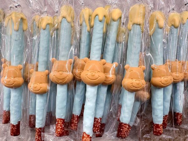 12-Pooh Face With Honey Chocolate Covered Pretzels For Birthday Favors/Shower Favors/Party Favors/Winnie the Pooh. - Image 2