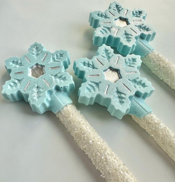 12-Snowflake Chocolate Covered Pretzel Rod Wand Favors - Image 4