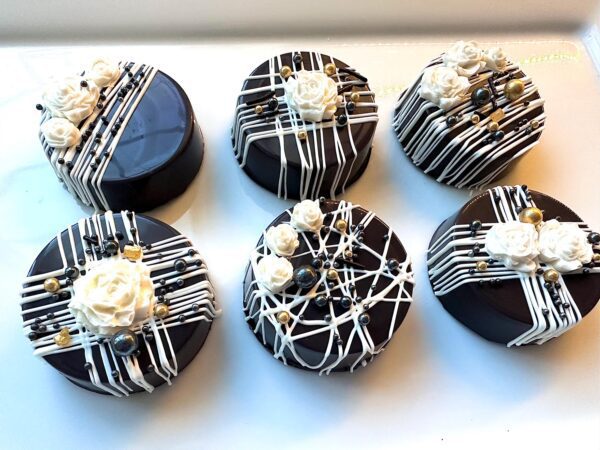 12-Black & White Chocolate Covered Oreos For Wedding Favors/Birthday Favors/Part Favors