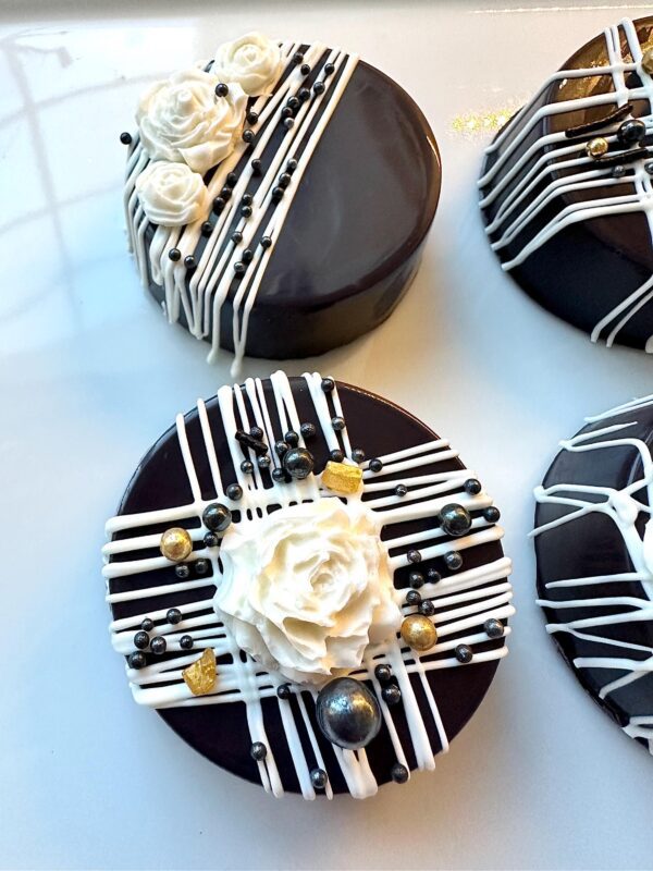 12-Black & White Chocolate Covered Oreos For Wedding Favors/Birthday Favors/Part Favors - Image 7