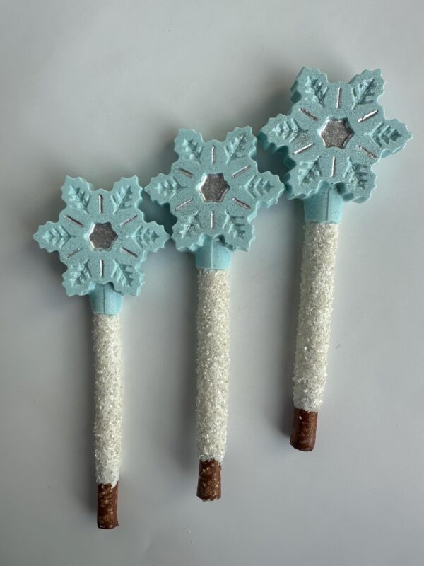 12-Snowflake Chocolate Covered Pretzel Rod Wand Favors - Image 3